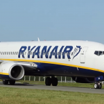 Ryanair væntar 3.000 uppsagnir í summar