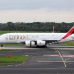 Emirates: Koronakreppan kann kosta 9.000 arbeiðspláss