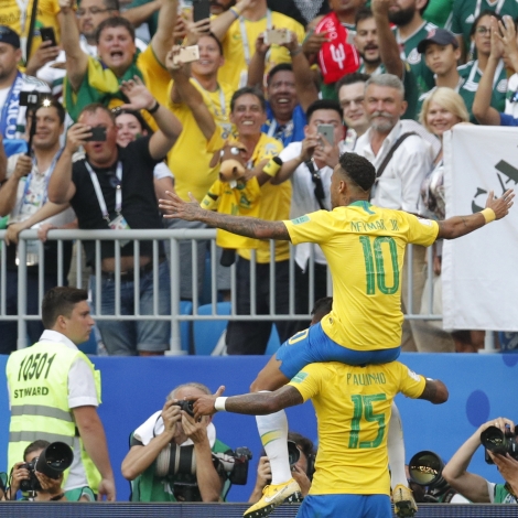 Neymar legði Braslia á odda 1-0
(Mynd: EPA)