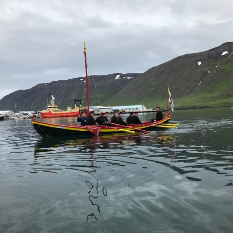 Myndir: Grindabátar á Siglufjørðinum