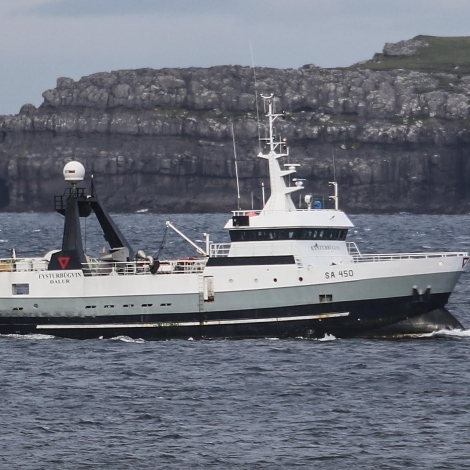 Eysturbúgvin og Vesturbúgvin hava landað á Toftum