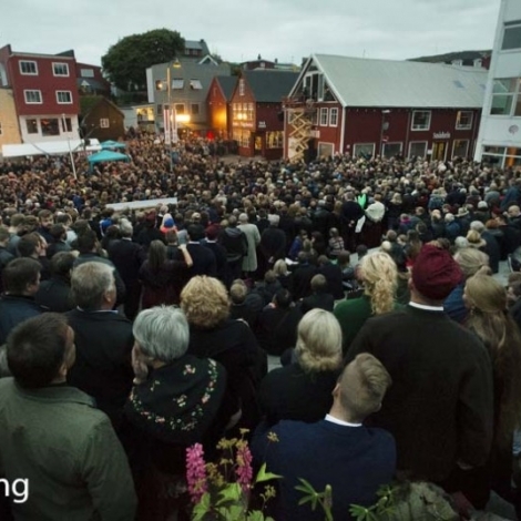 Tónleikur og undirhald í Vágsbotni í kvøld