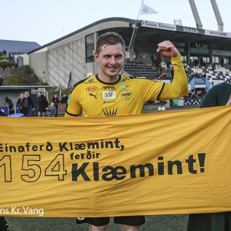 Metmaðurin Klæmint Olsen gjørdist dystaravgerandi fyri NSÍ í dag
(Mynd: Jens Kr. Vang)