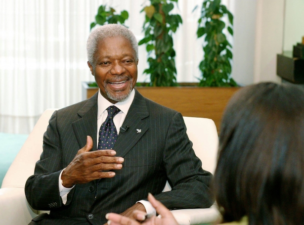 Kofi Annan í samrøðu við CNN Kelda: Facebook