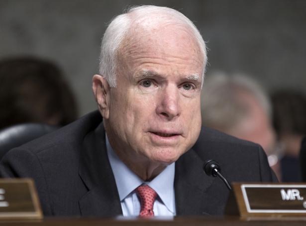 John McCain (Mynd: EPA)