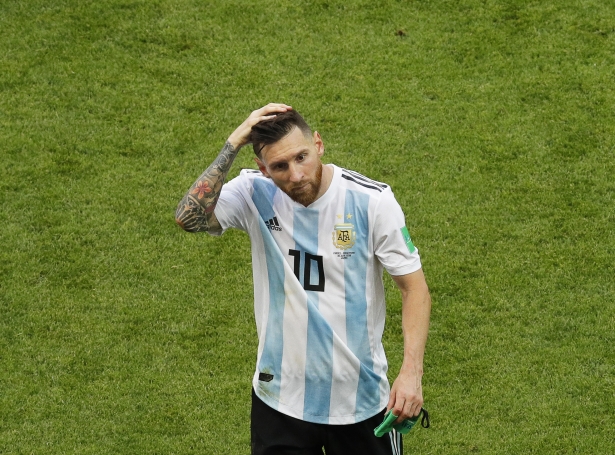 Lionel Messi er ikki millum tey tilnevndu hjá FIFA hesuferð
(Mynd: EPA)