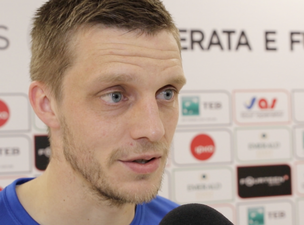 Video: - Skulu vera nøgdir, um vit fáa eitt stig her