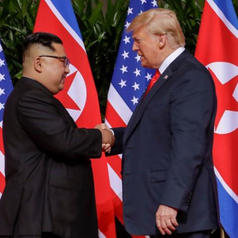 Trump ger ætlanir um nýggjan toppfund við Kim Jong-un