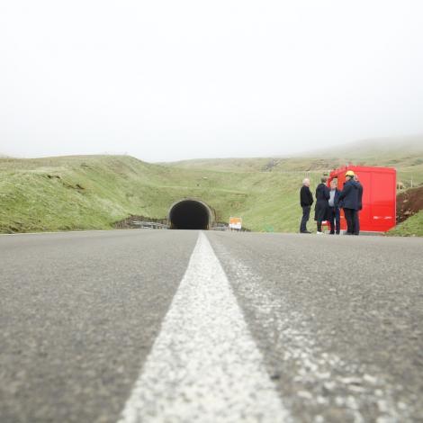 Fyrstu ljósini tendrað í Sumbiartunlinum í dag