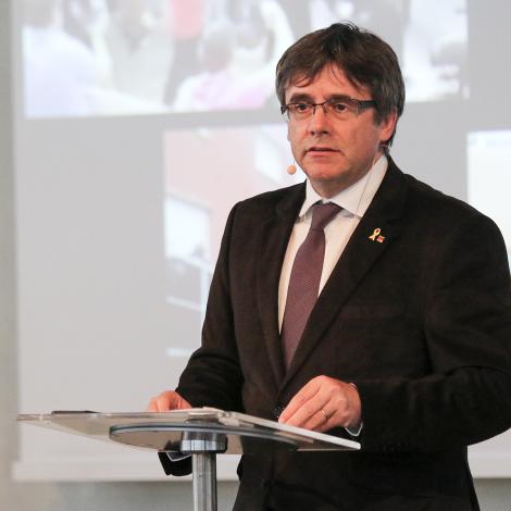 Puigdemont ætlar sær í ES-tingið