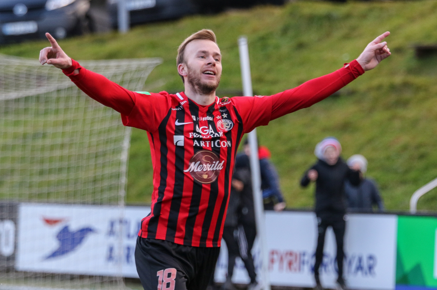 Roysni.fo | Símun Samuelsen gevst