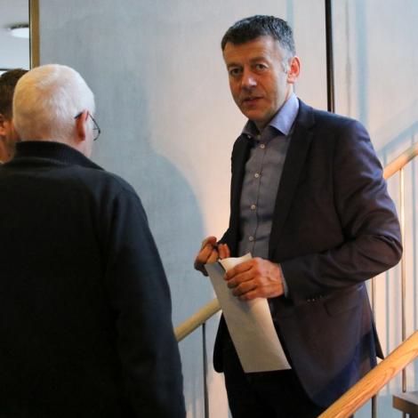 FM1: Kjak um Kalsoyarleiðina og samferðsluætlanir beint eftir klokkan 15