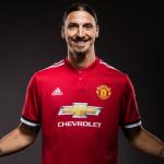 Zlatan í United-búnanum