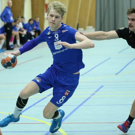 Neistin vann tíggju-máls sigur á seksfaldu steypavinnarunum í hálvfinaluni hjá Dreingir U18 
(Mynd: Sverri Egholm/Savnsmynd)