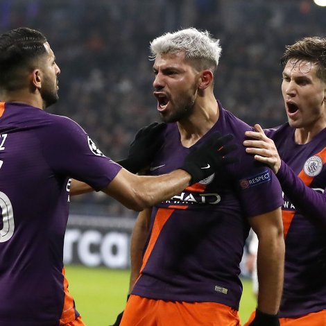 Manchester City, sum spældi 2-2 javnleik í Lyon týskvøldið, kann í dag vinna sjeynda sigurin á rað í Premier League
(Mynd: EPA)