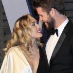Miley Cyrus og Liam Hemsworth gift