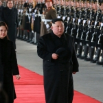 Kim Jong-un farin til Kina á toppfund
