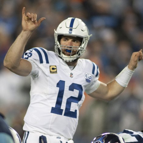 Andrew Luck skal royna at føra Indinapolis Colts til sigurs í Kansas í kvøld
(Mynd: EPA)