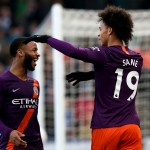 Sané og Sterling skoraðu málini hjá City í 2. hálvleiki í Huddersfield
(Mynd: EPA)