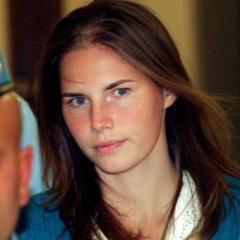 Amanda Knox fær 78.000 kr. í endurgjaldi