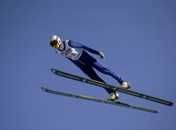 Matti Nykänen var í hæddini á OL-kappingunum í Calgary í 1988 tá hann vann trý gullheiðursmerki
