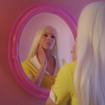 Video: Kristina Bærendsen sum Barbie