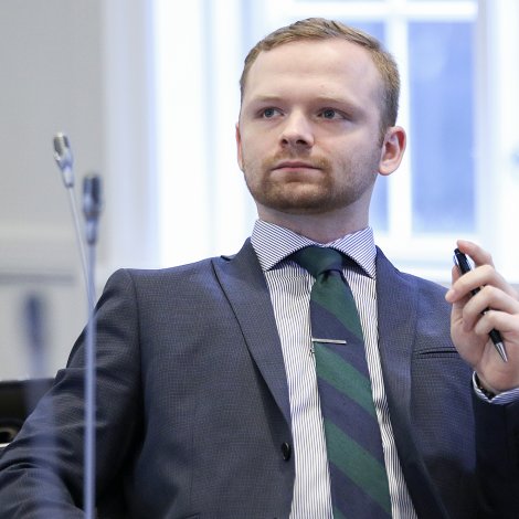 Nýggi maðurin á tingi: Vil framvegis legalisera hassj