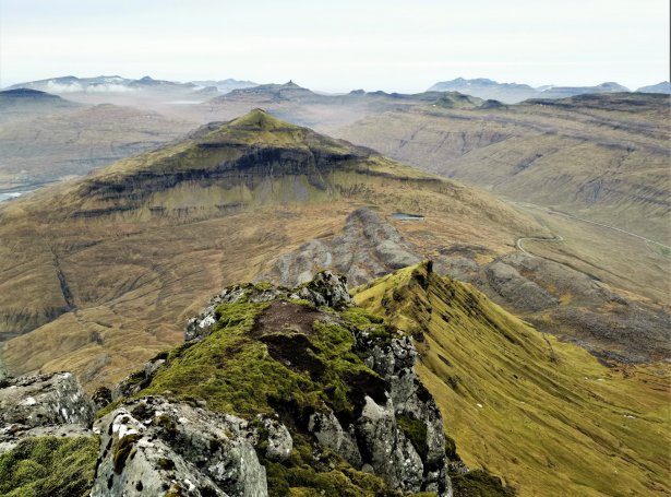 Sátan av Skælingsfjalli (Mynd: Pól Sundskarð, hiking.fo)