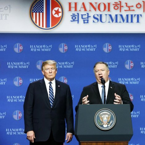 Kim og Trump av fundi uttan avtalu