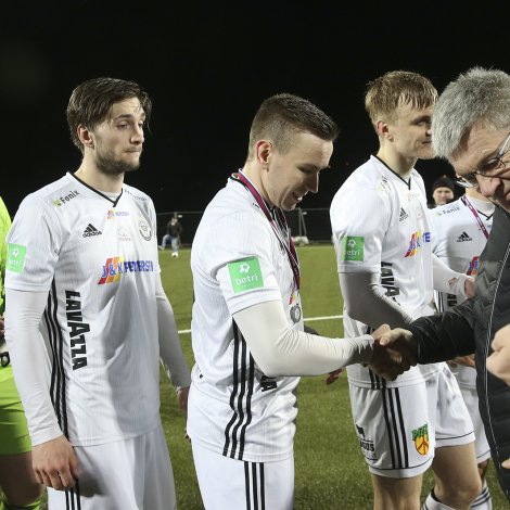 Árni Frederiksberg skoraði tvey mál móti 07 Vestur; tað seinna var ein perla
(Mynd: Jens Kr. Vang)