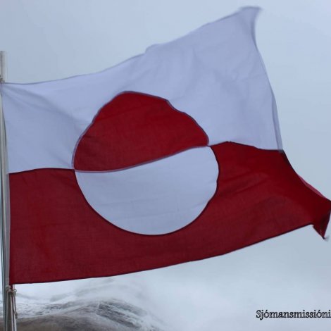 Fýra av tíggju dønum halda, at USA fer at gera innrás í Grønlandi