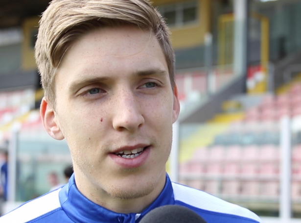 Video: Toftamaðurin í Bielefeld fegnast um at tosa føroyskt aftur