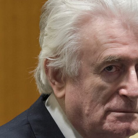 Krígsbrotsmaðurin Radovan Karadzic dømdur lívlanga fongsulsrevsing