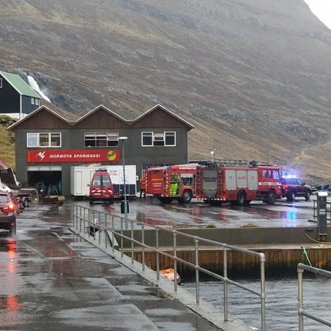 Kortslutningur var orsøkin til eldin