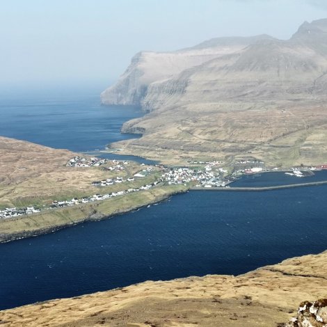 Um Miðflokkurin sleppur í samgongu fær Eiði í posa og sekk