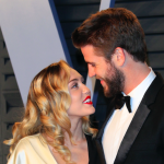 Tí giftust Miley Cyrus og Liam Hemsworth