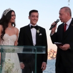 Erdogan var 'best man' hjá Özil