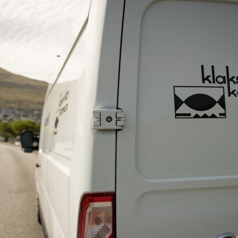 Fleiri vegir í Klaksvík asfalterast