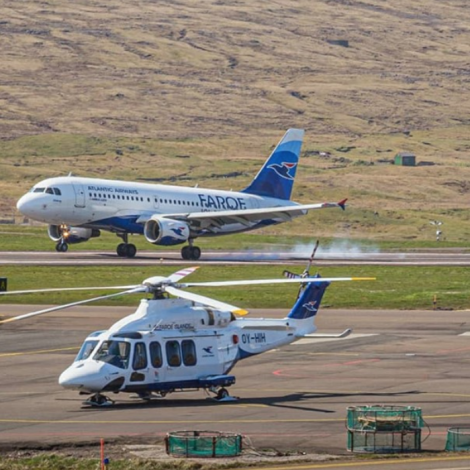 Ongantíð áður hava so mong ferðast um Vága Floghavn