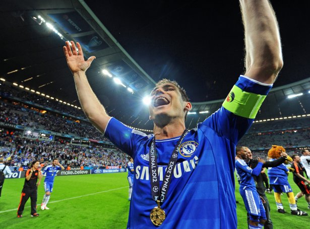 Frank Lampard var liðformaður í Champions League-finaluni í München í 2012, tá Chelsea lyfti stóra steypið - Mynd: EPA