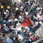 Millum 40 og 50 innibyrgd í rapaðum bygningi í Mumbai