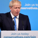Boris Johnson avdúkar vallyftir: 50.000 eyka sjúkrarøktarfrøðingar og Brexit áðrenn februar