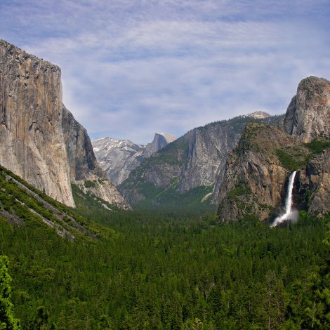 USA: Ferðafólk datt seks metrar niður í Yosemite National Park