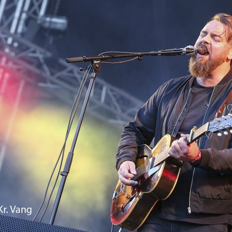 Sveimandi tónar frá Marius Ziska settu spakuliga gongd á festivalin