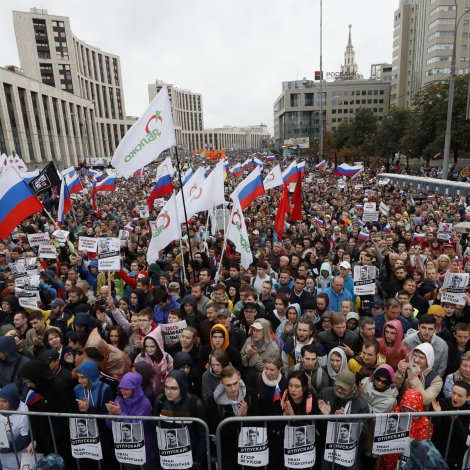 50.000 fólk til mótmæli í Moskva í gjár