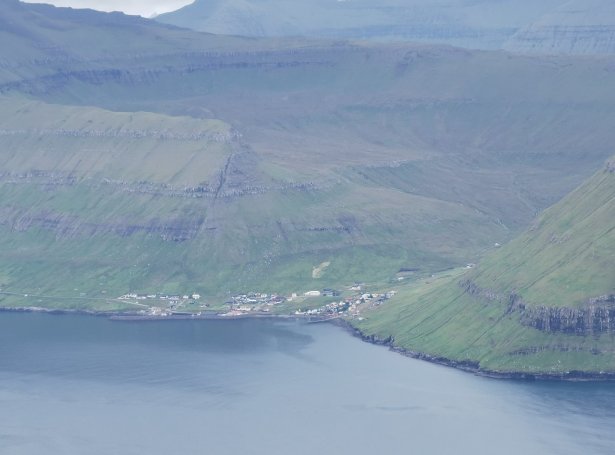 OYndarfjørður (Savnsmynd: Pól Sundskarð)