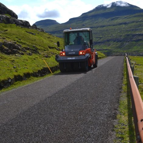 Vegir til smærri bygdir asfalteraðir