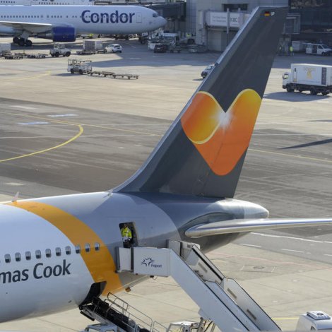 Thomas Cook farið á heysin