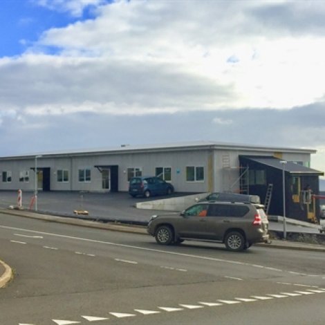 Tveir kommunulæknar fluttir inn í Hoyvík