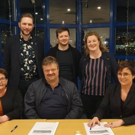 Dugni letur upp endurnýtsluhandil í Klaksvík